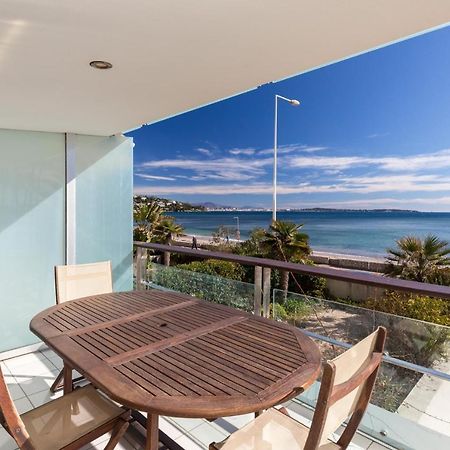 Bright Two Bedroomed Apartment On The Beach In Cannes With Huge Terrace With Fabulous Sea Views - 2001 Εξωτερικό φωτογραφία