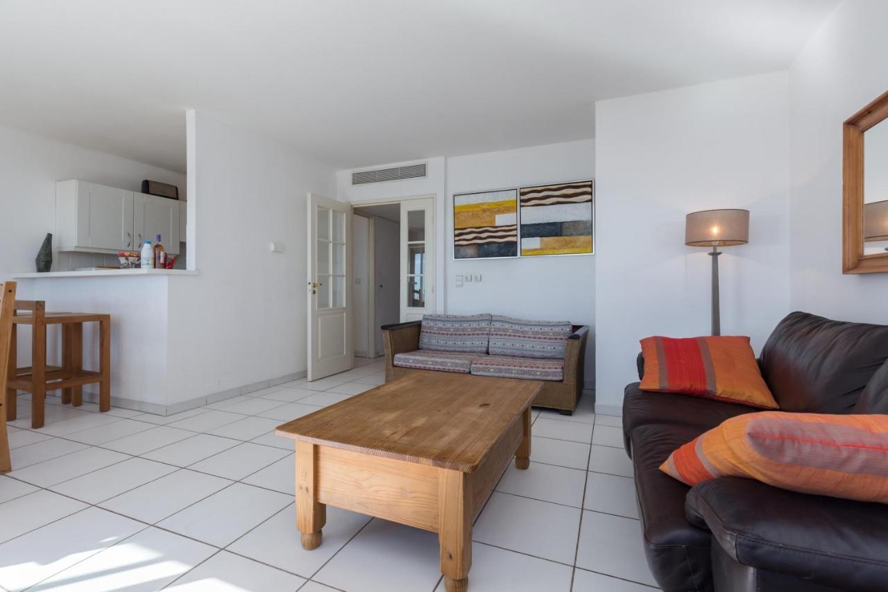 Bright Two Bedroomed Apartment On The Beach In Cannes With Huge Terrace With Fabulous Sea Views - 2001 Εξωτερικό φωτογραφία
